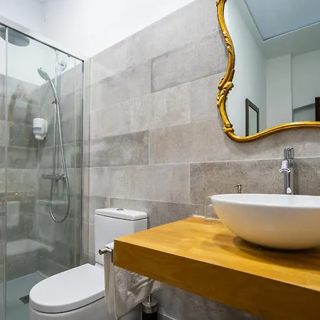 Bed & Breakfast Lo Palauet De La Muralla 2*