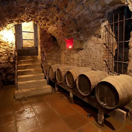 Bed & Breakfast Lo Palauet De La Muralla 2*